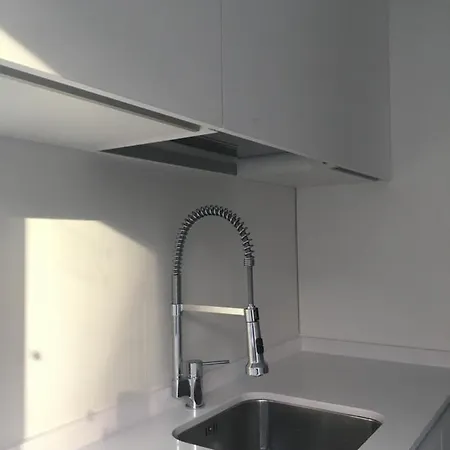 Historico Wifi & Parking Gratuito דירה