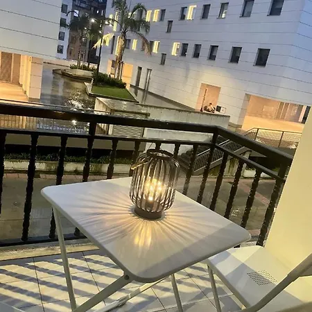 דירה Historico Wifi & Parking Gratuito