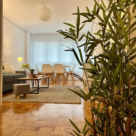 Historico Wifi & Parking Gratuito דירה *