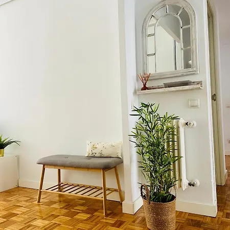 Historico Wifi & Parking Gratuito דירה *